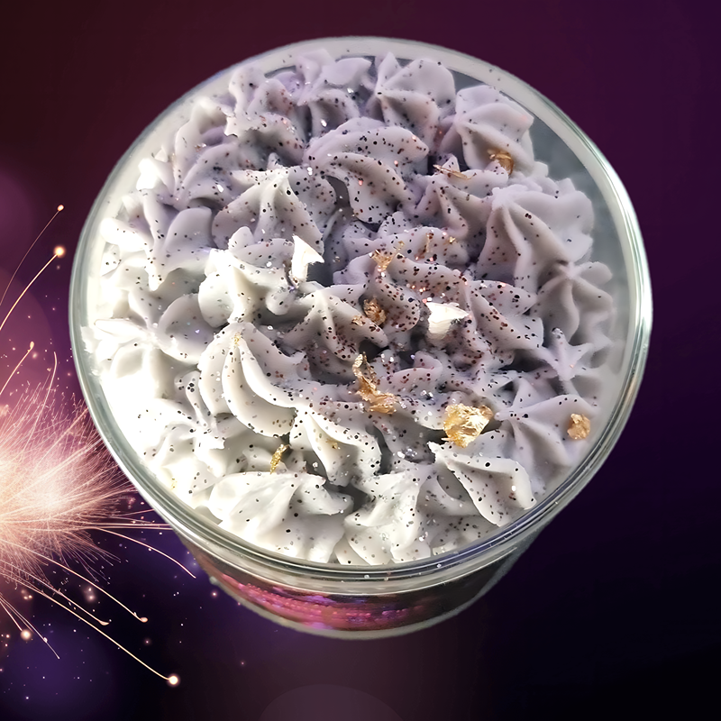 Crackling Log Fire Soy & Coconut Candle 30cl by mindeFul mooD